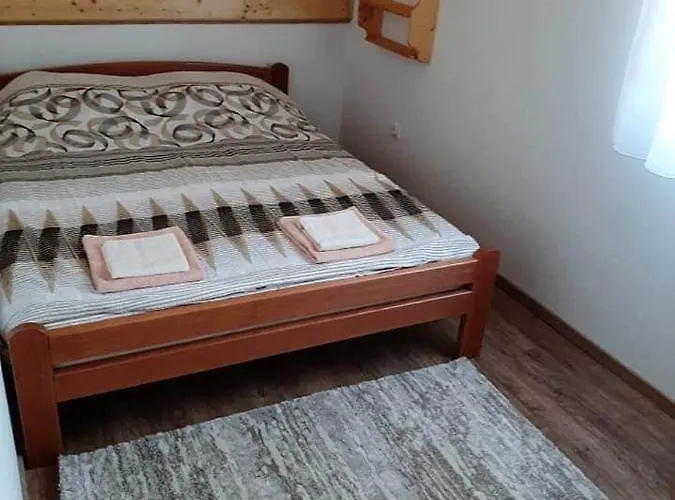 Sumska Tajna 公寓 *